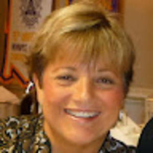 Meet your Posher, Cissie